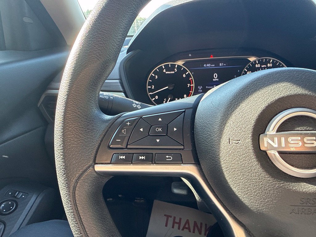 Used 2024 Nissan Altima 2.5 SV FWD image 15