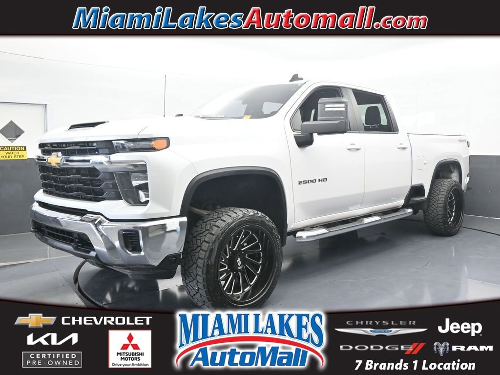 Used 2024 Chevrolet Silverado 2500 LT image 1