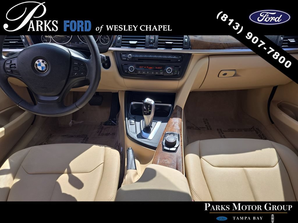Used 2015 BMW 320i Sedan RWD image 10