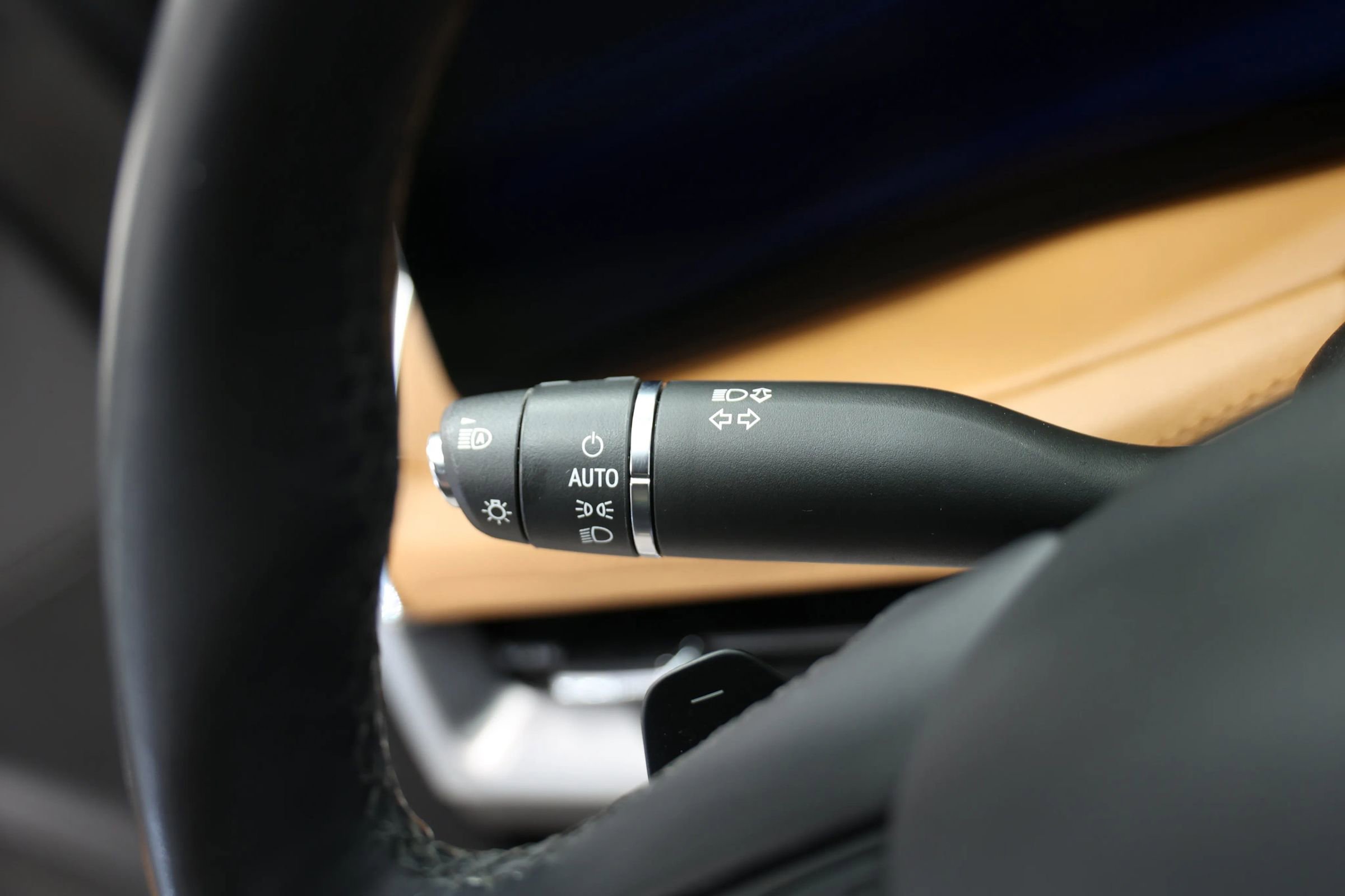 Used 2024 Cadillac XT4 Premium Luxury image 21