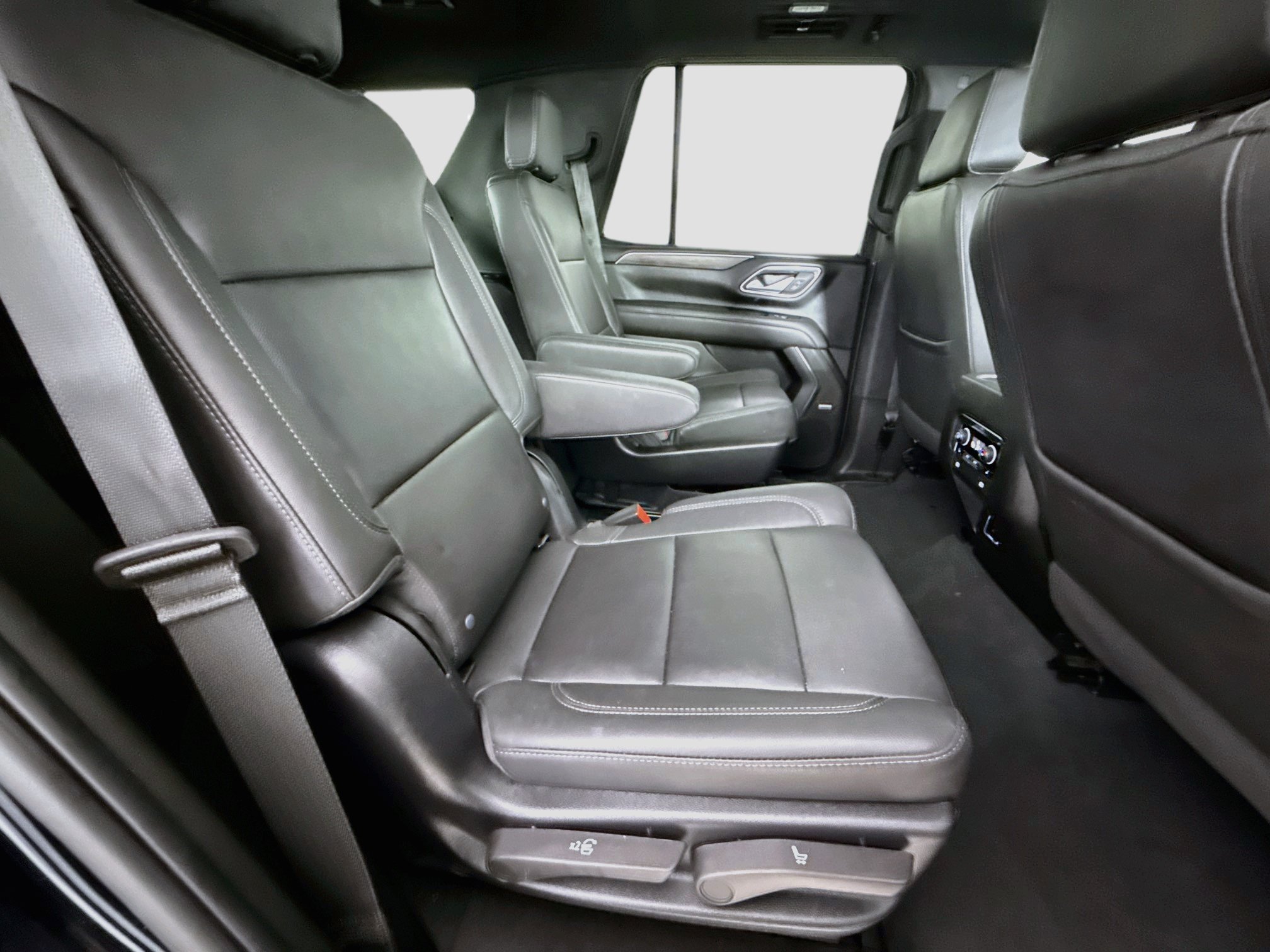 Used 2022 Chevrolet Tahoe LT RWD image 31