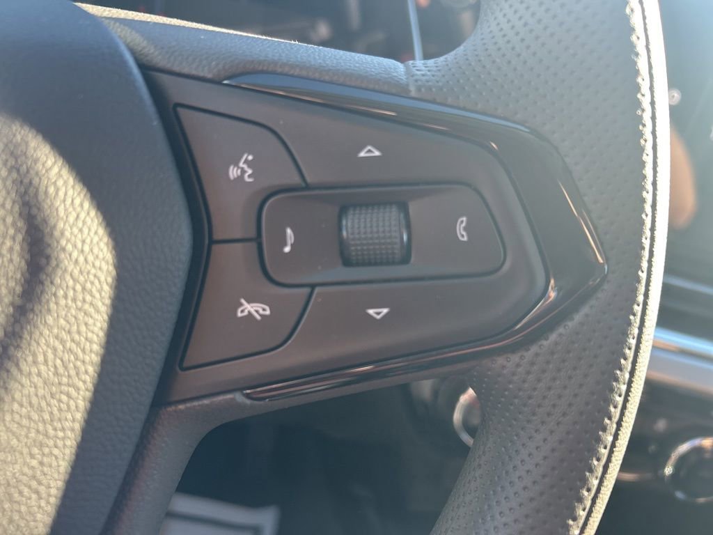 New 2026 Chevrolet Trax LT image 17