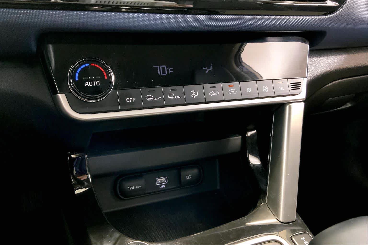 Used 2023 Kia Seltos Nightfall Edition AWD/4WD image 35