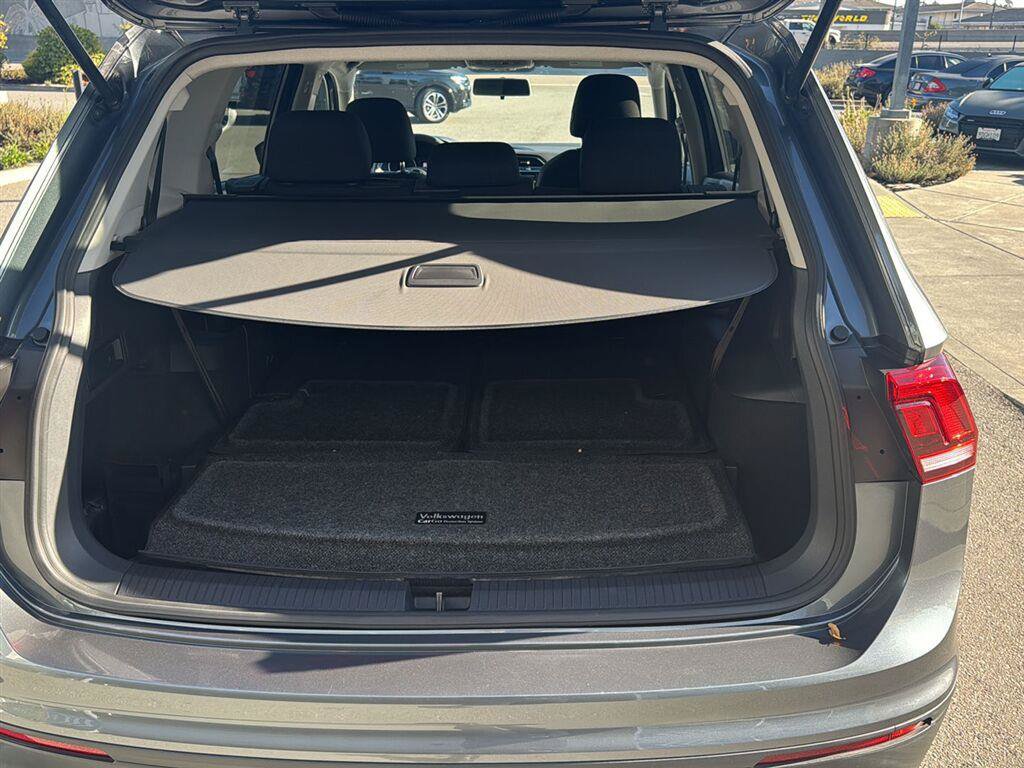 Used 2020 Volkswagen Tiguan S FWD image 16