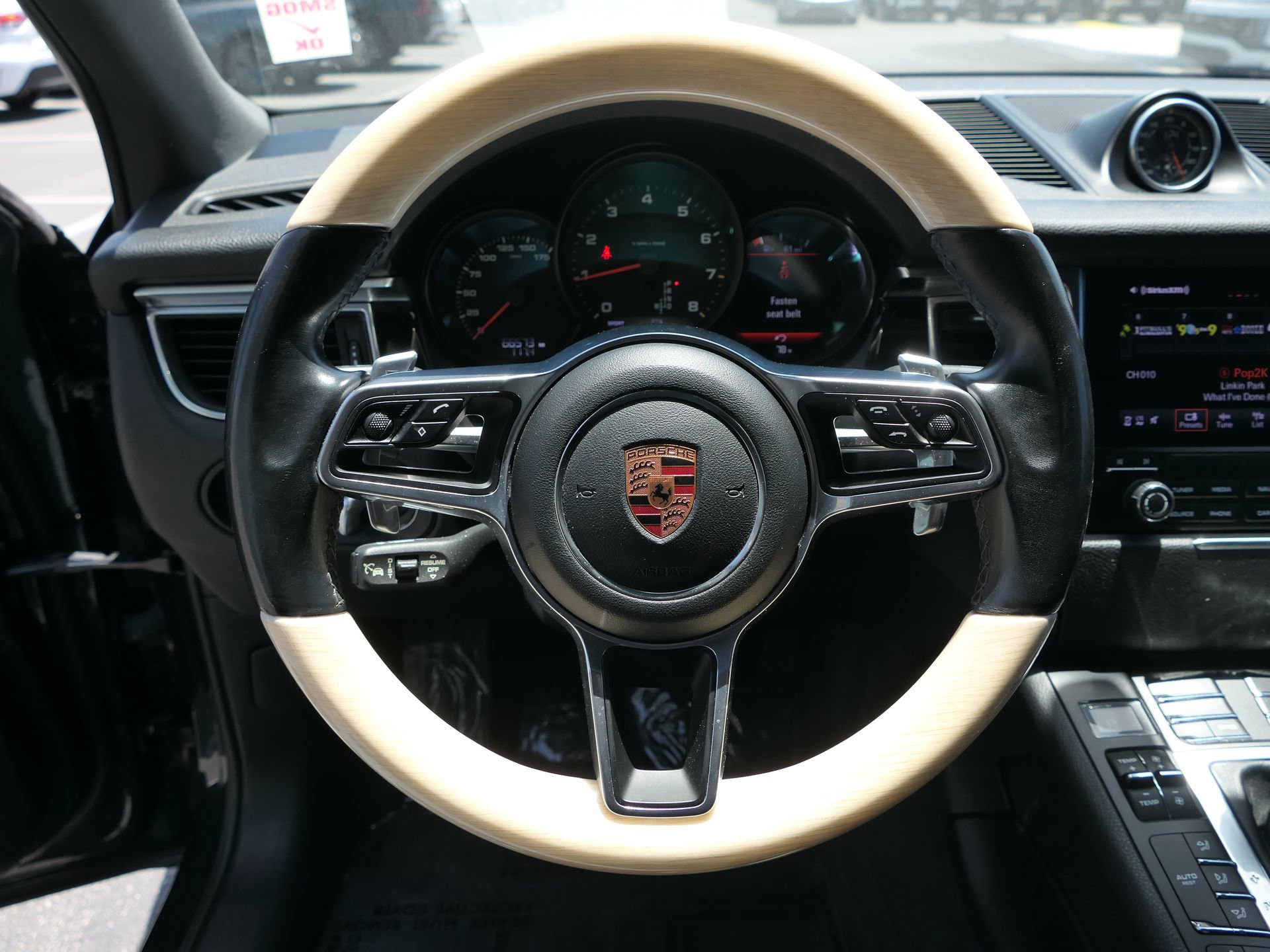 Used 2018 Porsche Macan Sport Edition w/ Premium Package Plus AWD/4WD image 18