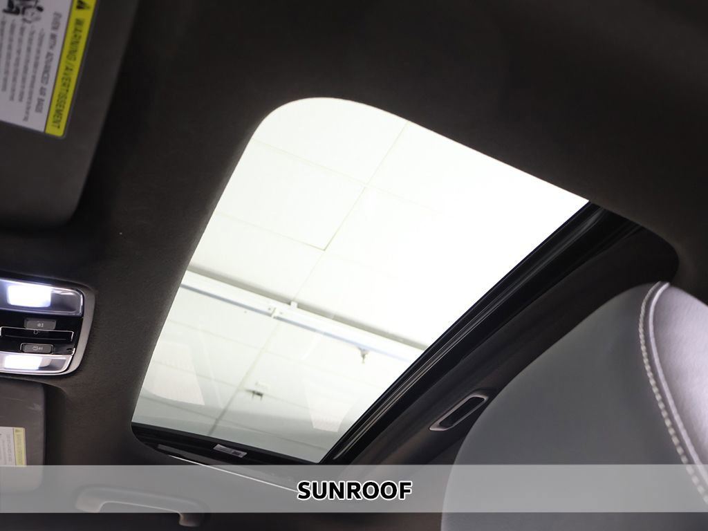 Used 2022 Kia Forte GT-Line w/ GT-Line Premium Package image 4