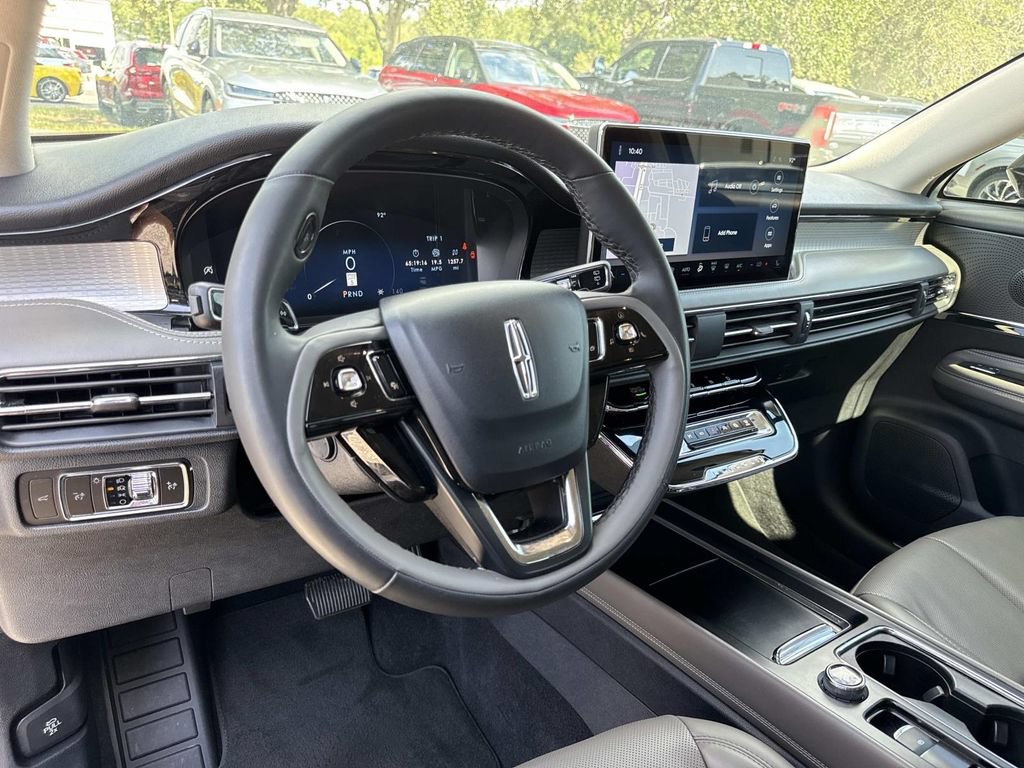 Certified 2023 Lincoln Corsair FWD w/ Equipment Group 101A image 32