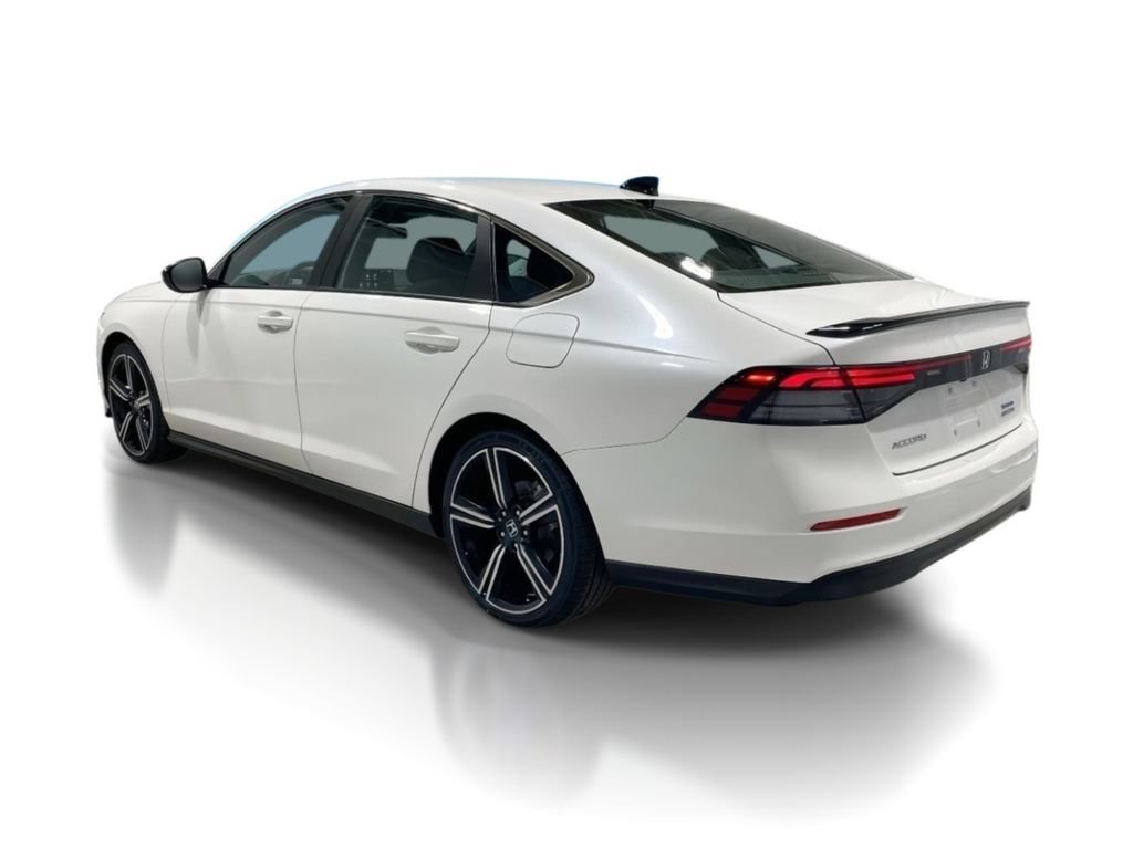 Used 2024 Honda Accord Sport image 5