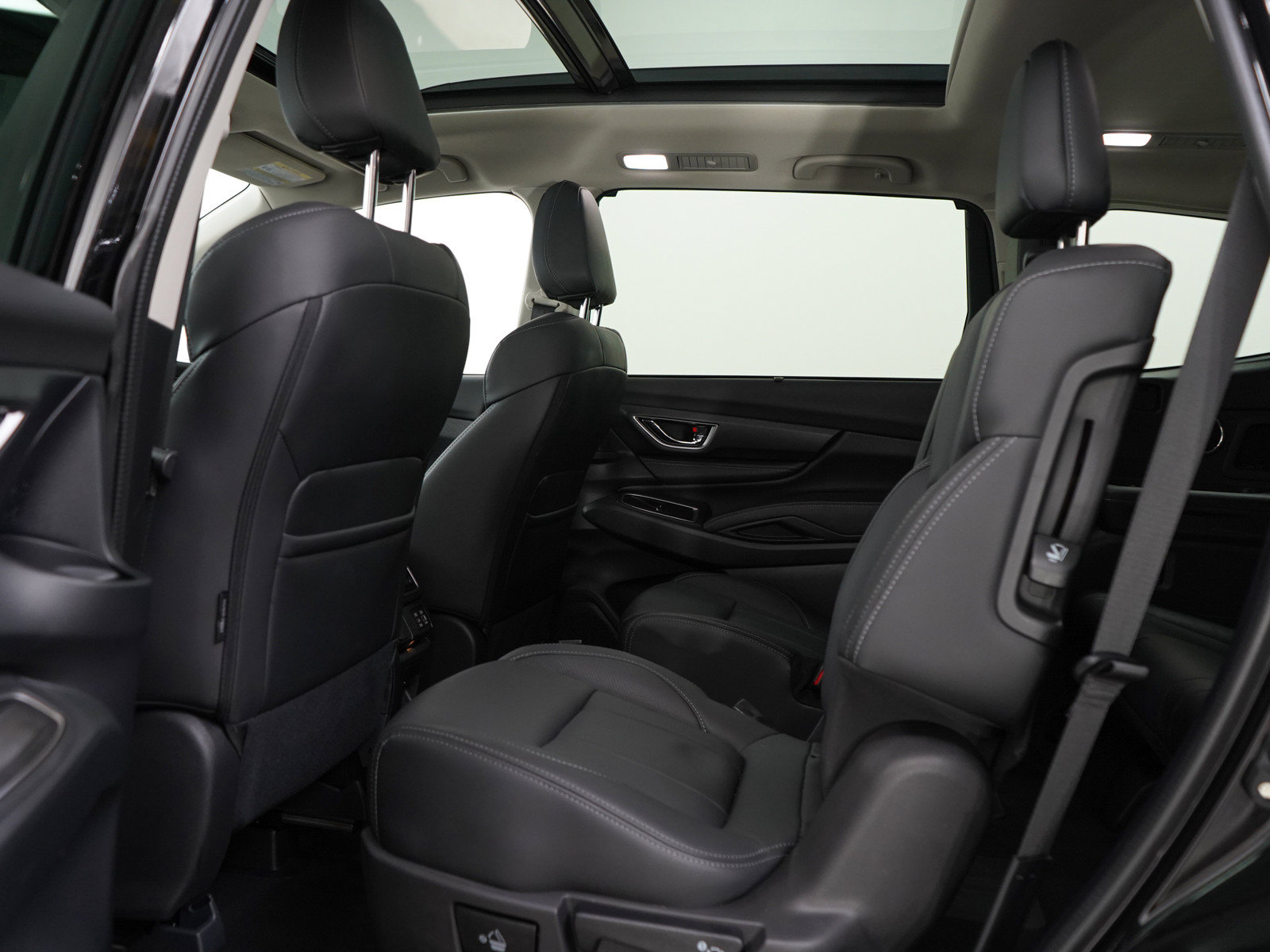 Certified 2026 Subaru Ascent Limited AWD/4WD image 19