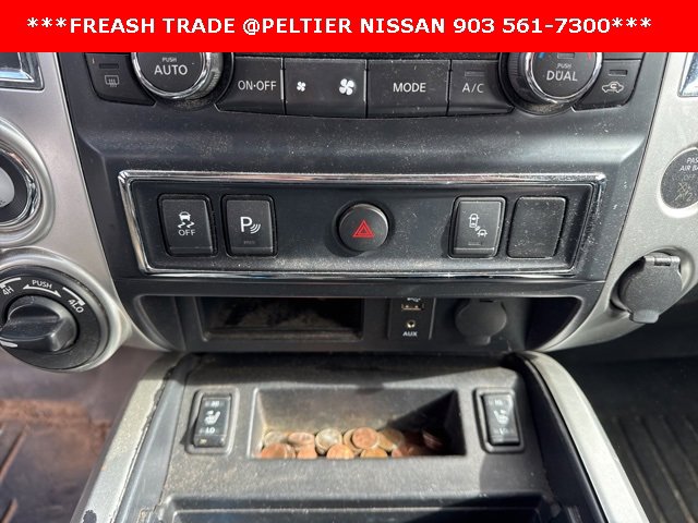Used 2018 Nissan Titan SV w/ SV Convenience Package image 12