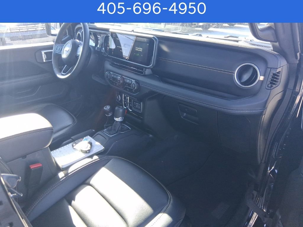 Used 2024 Jeep Gladiator Sport image 8