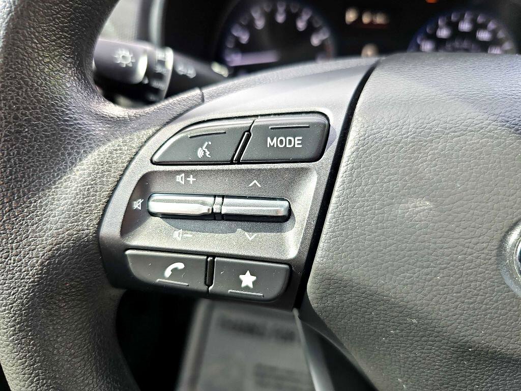 Used 2023 Hyundai Kona SEL image 24