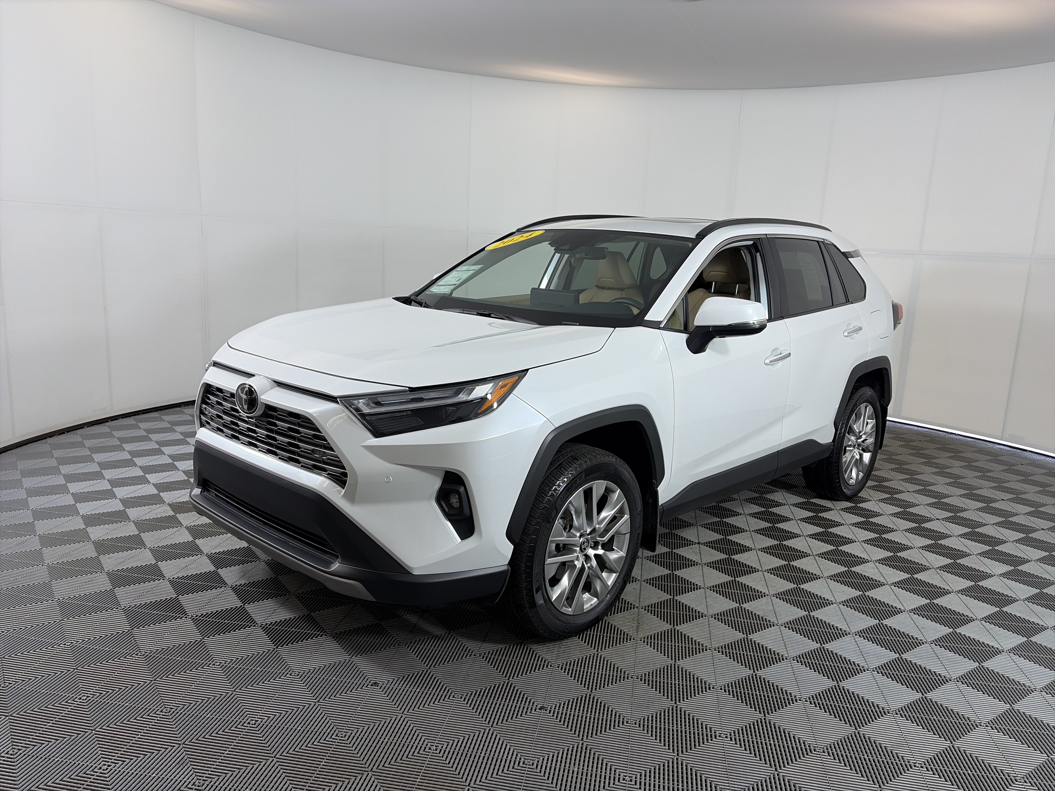 Used 2024 Toyota RAV4 Limited w/ Weather Package AWD/4WD image 2