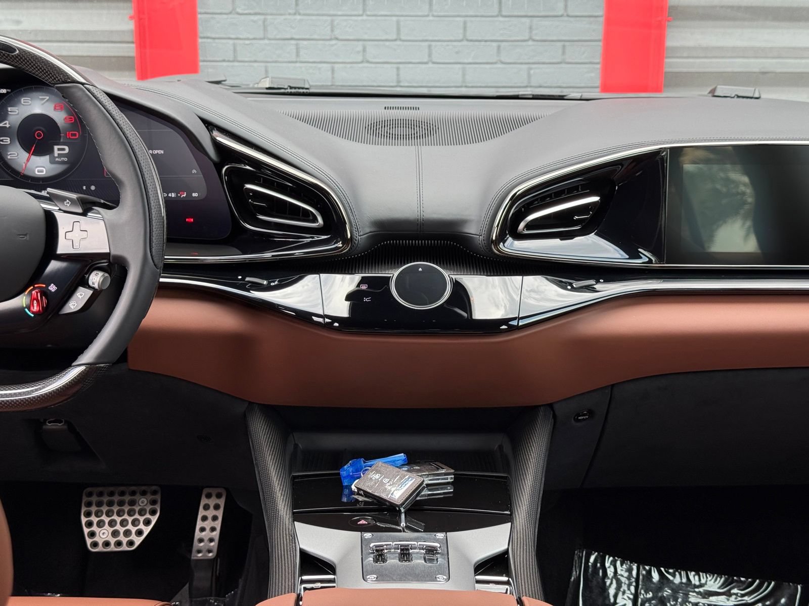 Used 2025 Ferrari Purosangue AWD/4WD image 44