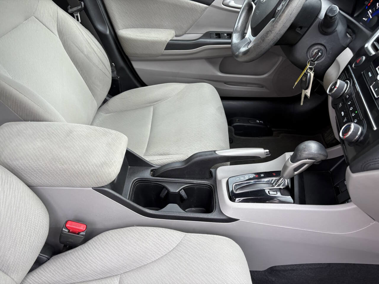 Used 2013 Honda Civic LX image 30