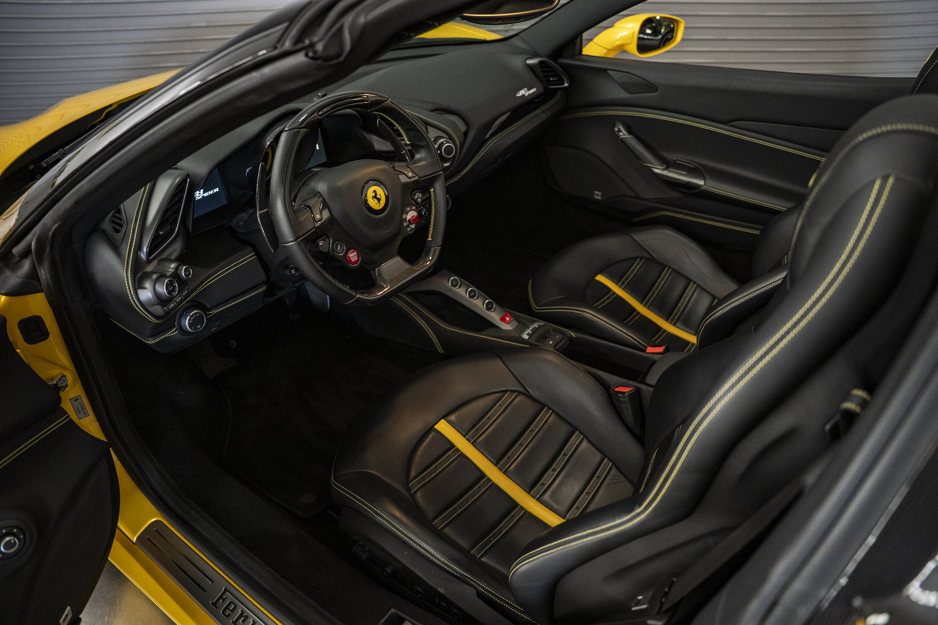 Used 2018 Ferrari 488 Spider RWD image 39