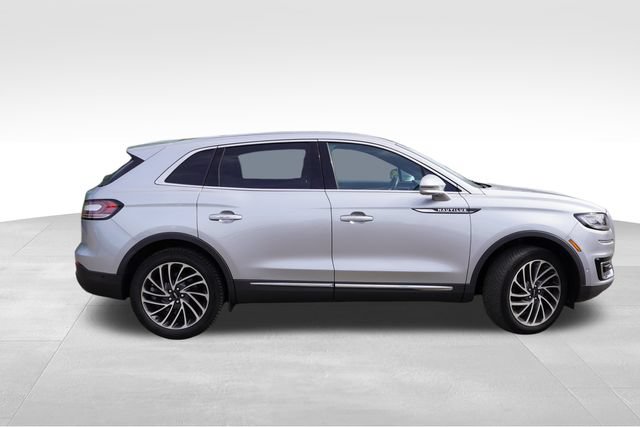 Used 2020 Lincoln Nautilus Reserve w/ Equipment Group 201A AWD/4WD image 2