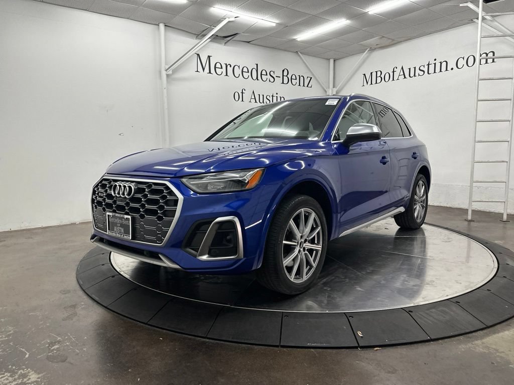 Used 2022 Audi SQ5 Premium Plus w/ Premium Plus Package AWD/4WD image 3