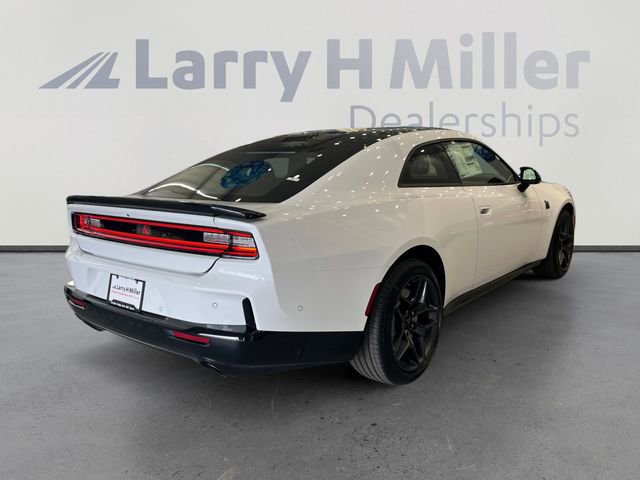 New 2026 Dodge Charger Scat Pack w/ Blacktop Package AWD/4WD image 5