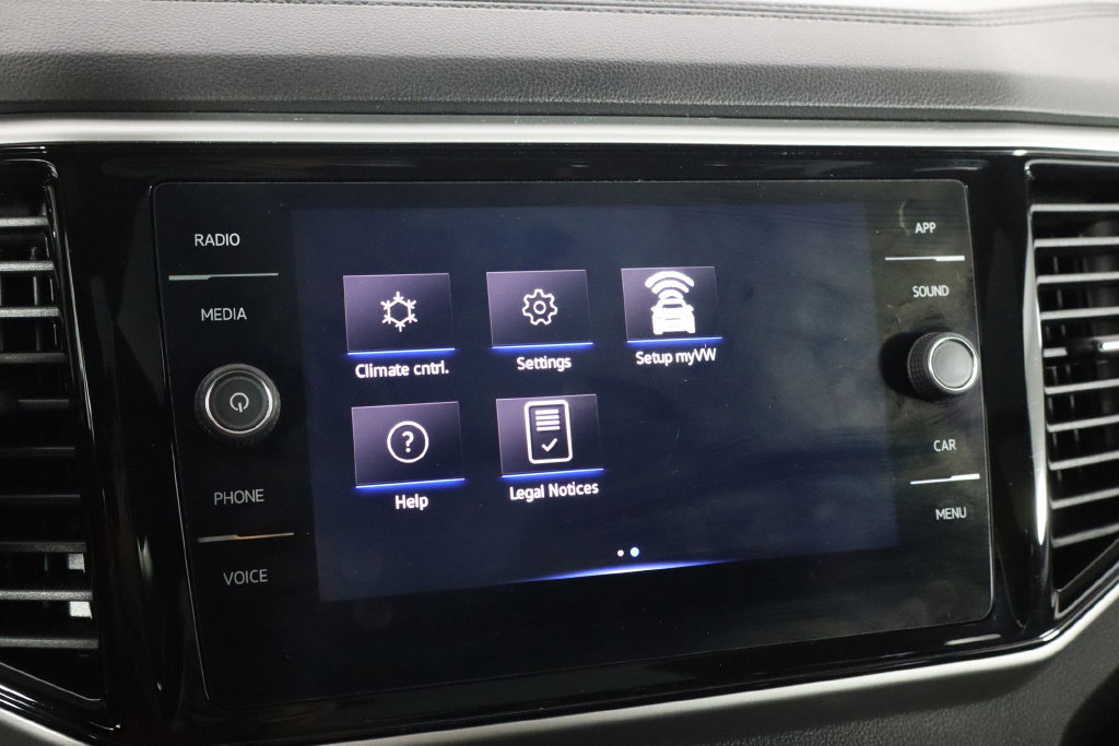 Used 2022 Volkswagen Atlas Cross Sport SE FWD image 38