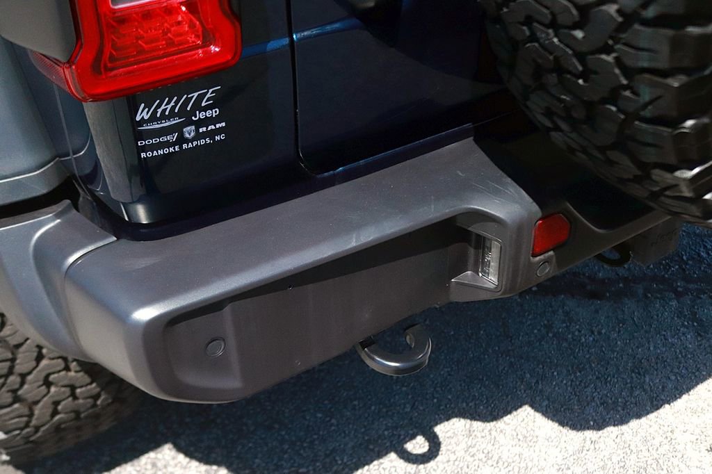 Used 2025 Jeep Wrangler Unlimited Sport AWD/4WD image 8