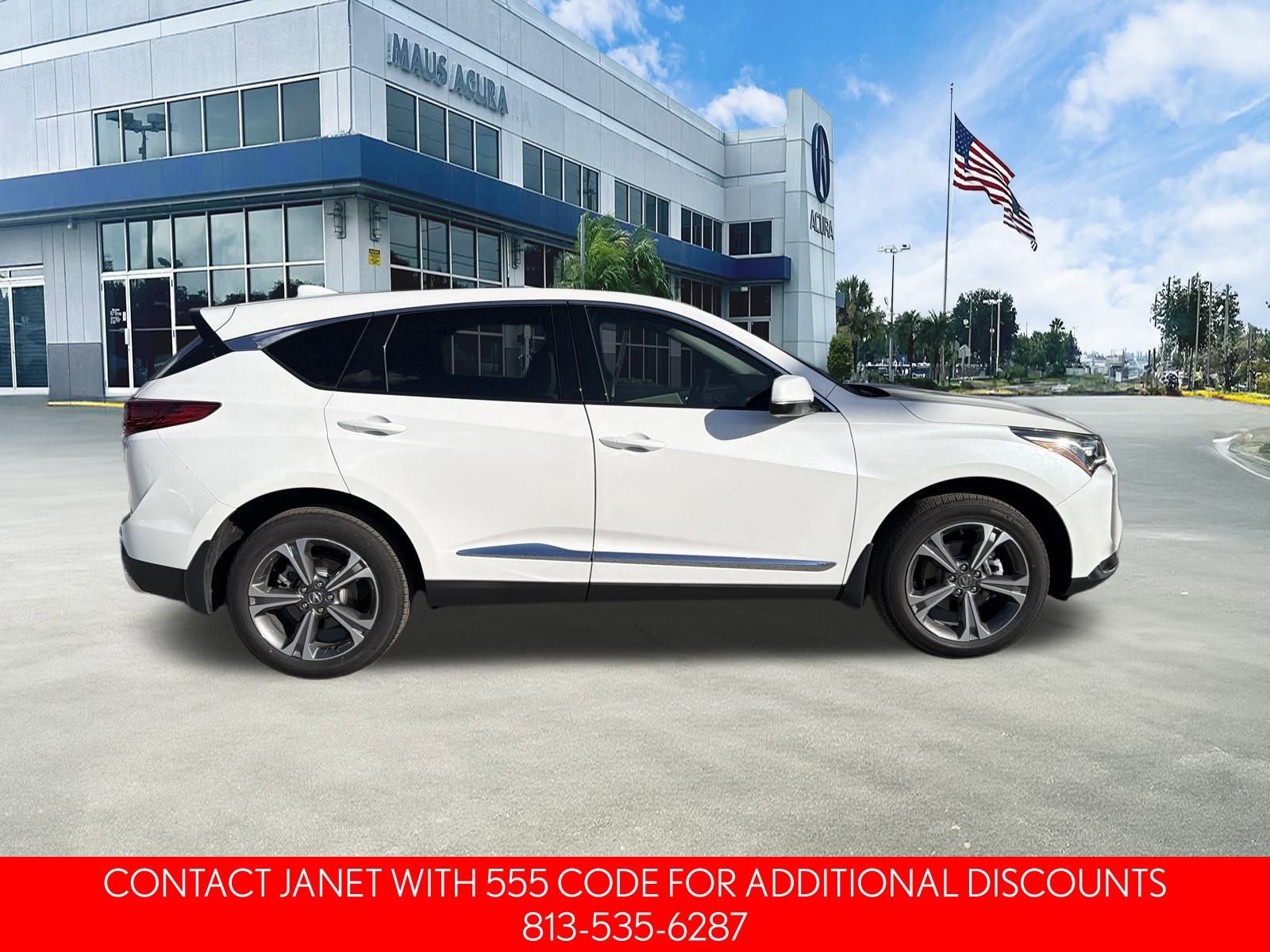 Used 2025 Acura RDX w/ Technology Package image 3