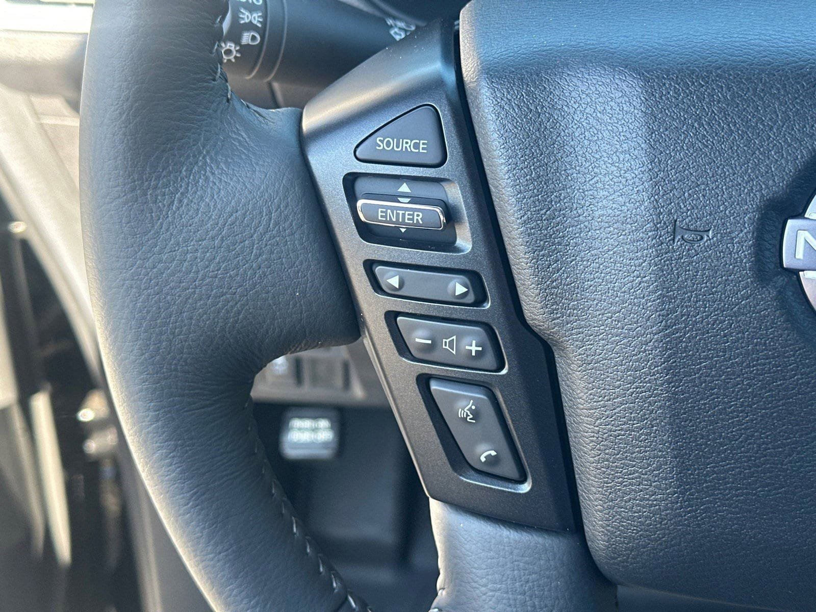 New 2026 Nissan Frontier SV w/ SV Convenience Package RWD image 24