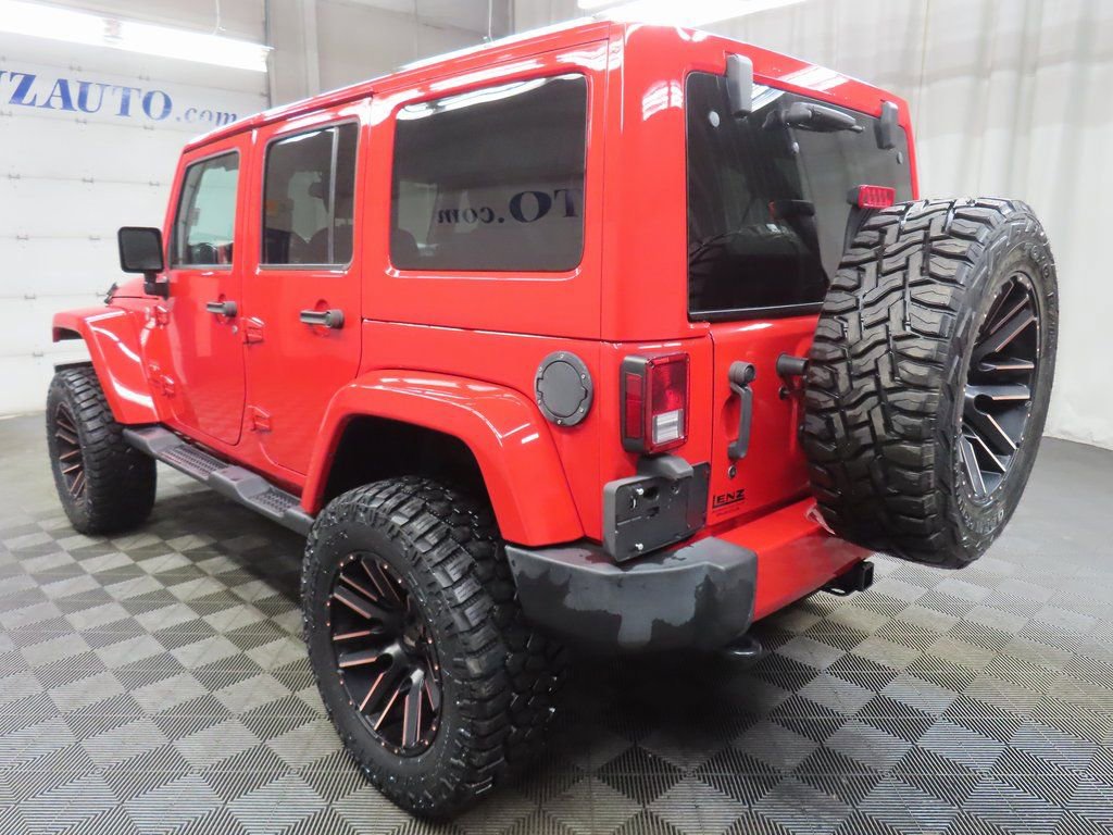 Used 2017 Jeep Wrangler Unlimited Sahara w/ Connectivity Group image 5