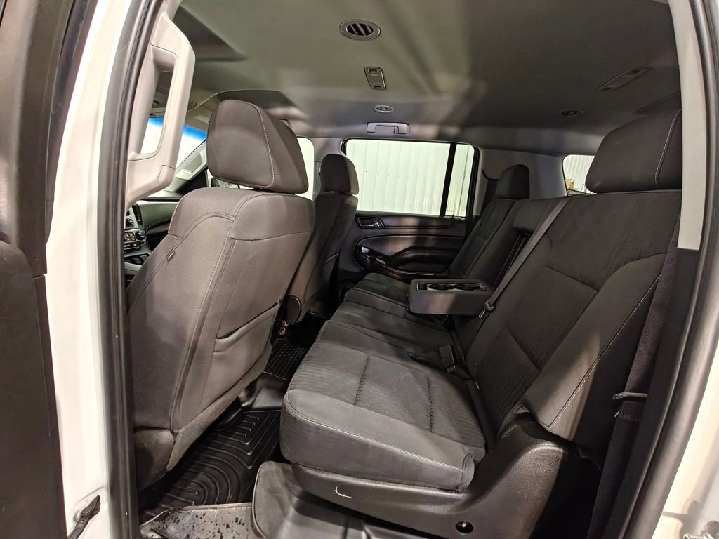 Used 2016 GMC Yukon XL SLE w/ Convenience Package image 28
