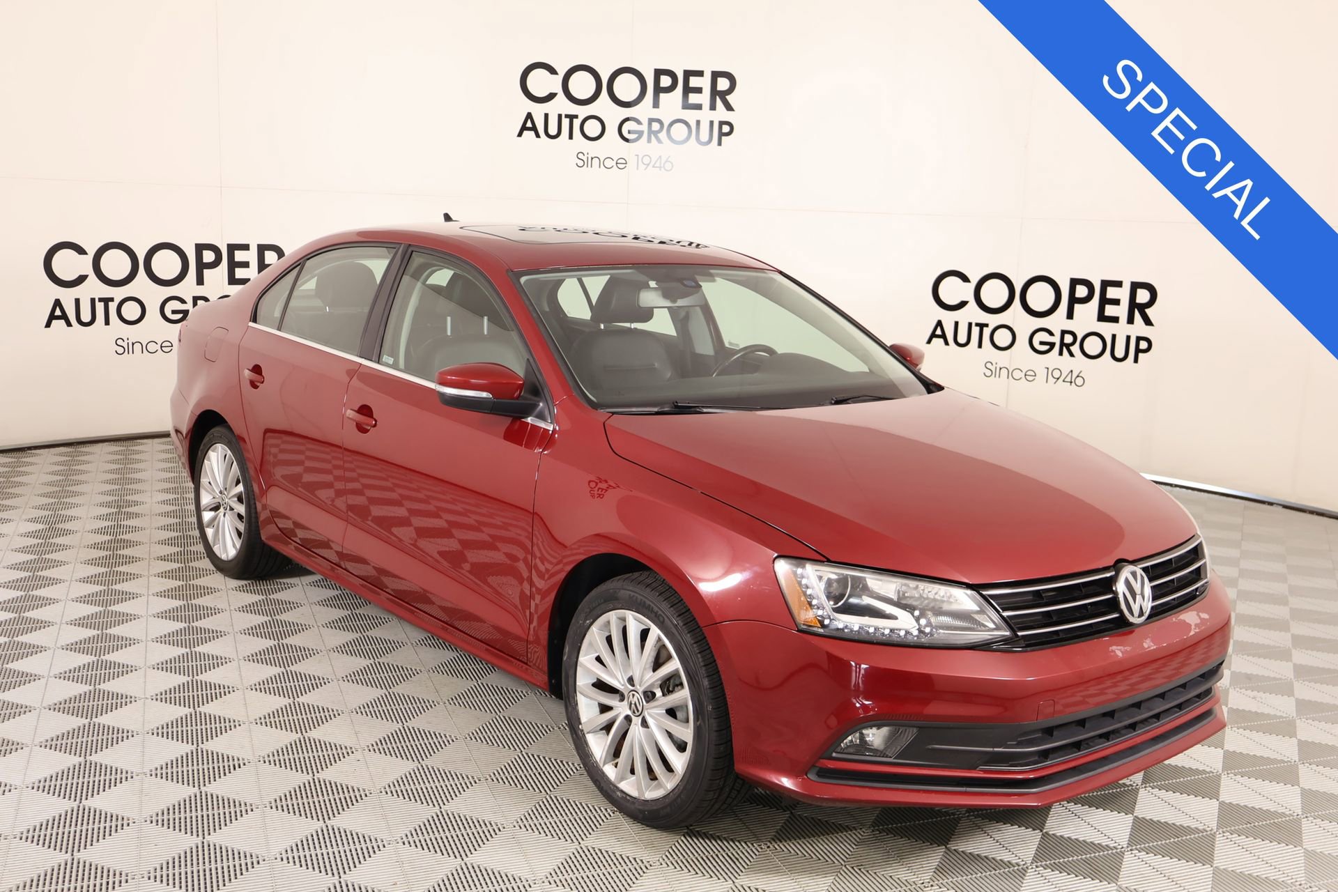 Used 2016 Volkswagen Jetta SEL w/ Lighting Package image 1