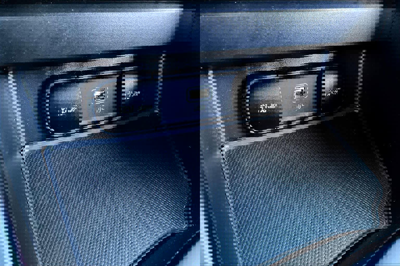 Used 2023 Kia Soul LX image 29