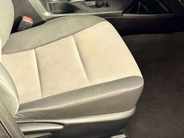 Used 2015 Toyota RAV4 LE image 34