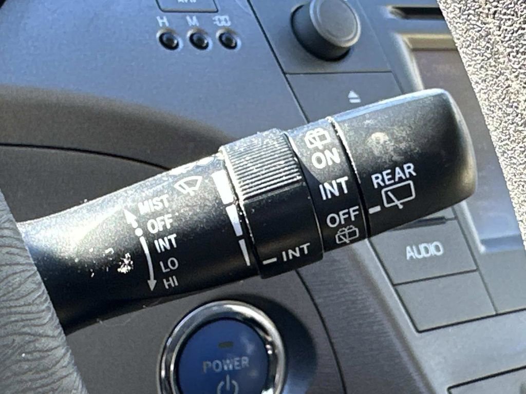 Used 2015 Toyota Prius Four image 18