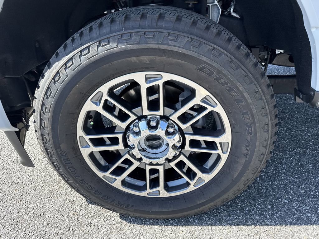 Used 2024 Ford F250 Limited w/ FX4 Off-Road Package AWD/4WD image 11