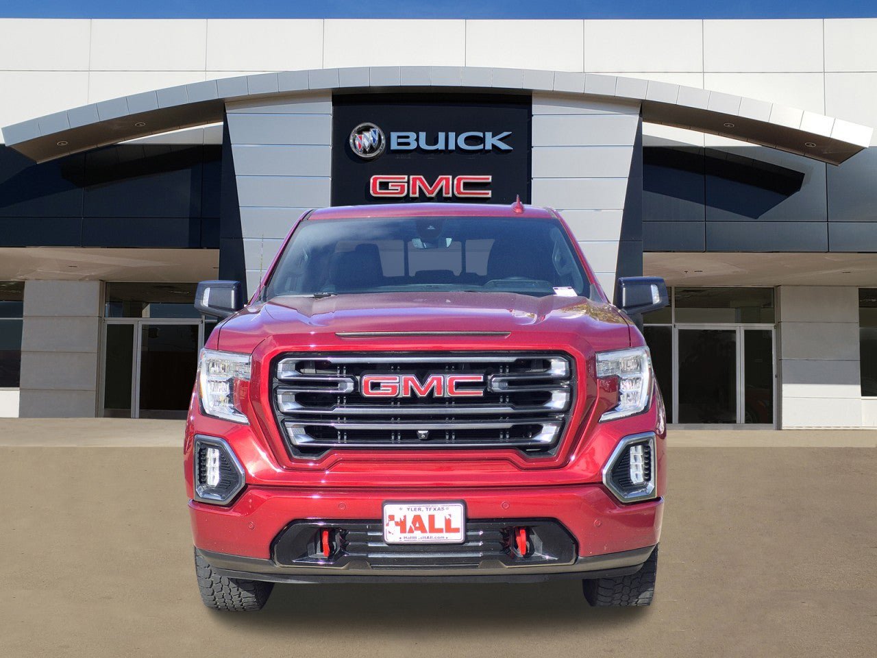 Certified 2020 GMC Sierra 1500 AT4 w/ AT4 Premium Package AWD/4WD image 2