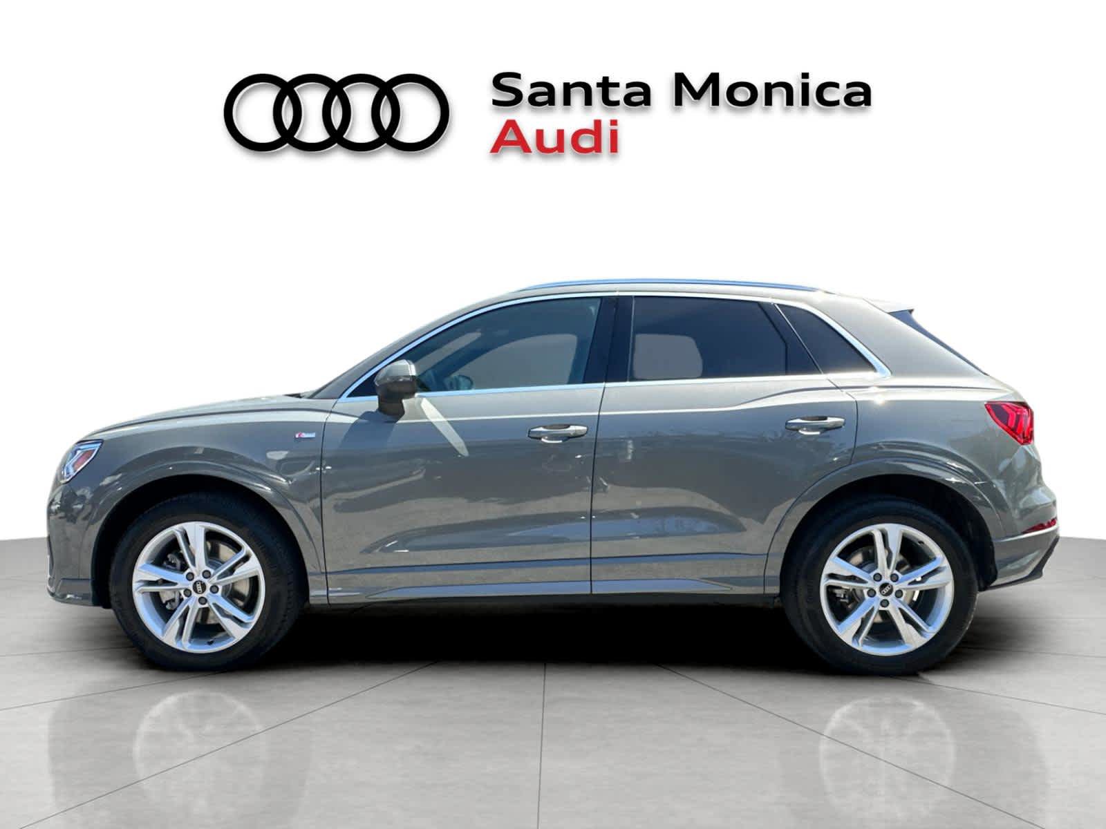Used 2023 Audi Q3 2.0T Premium w/ Convenience Package AWD/4WD image 5