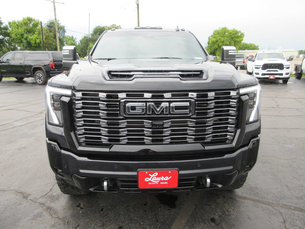 Used 2026 GMC Sierra 2500 Denali Ultimate AWD/4WD image 13