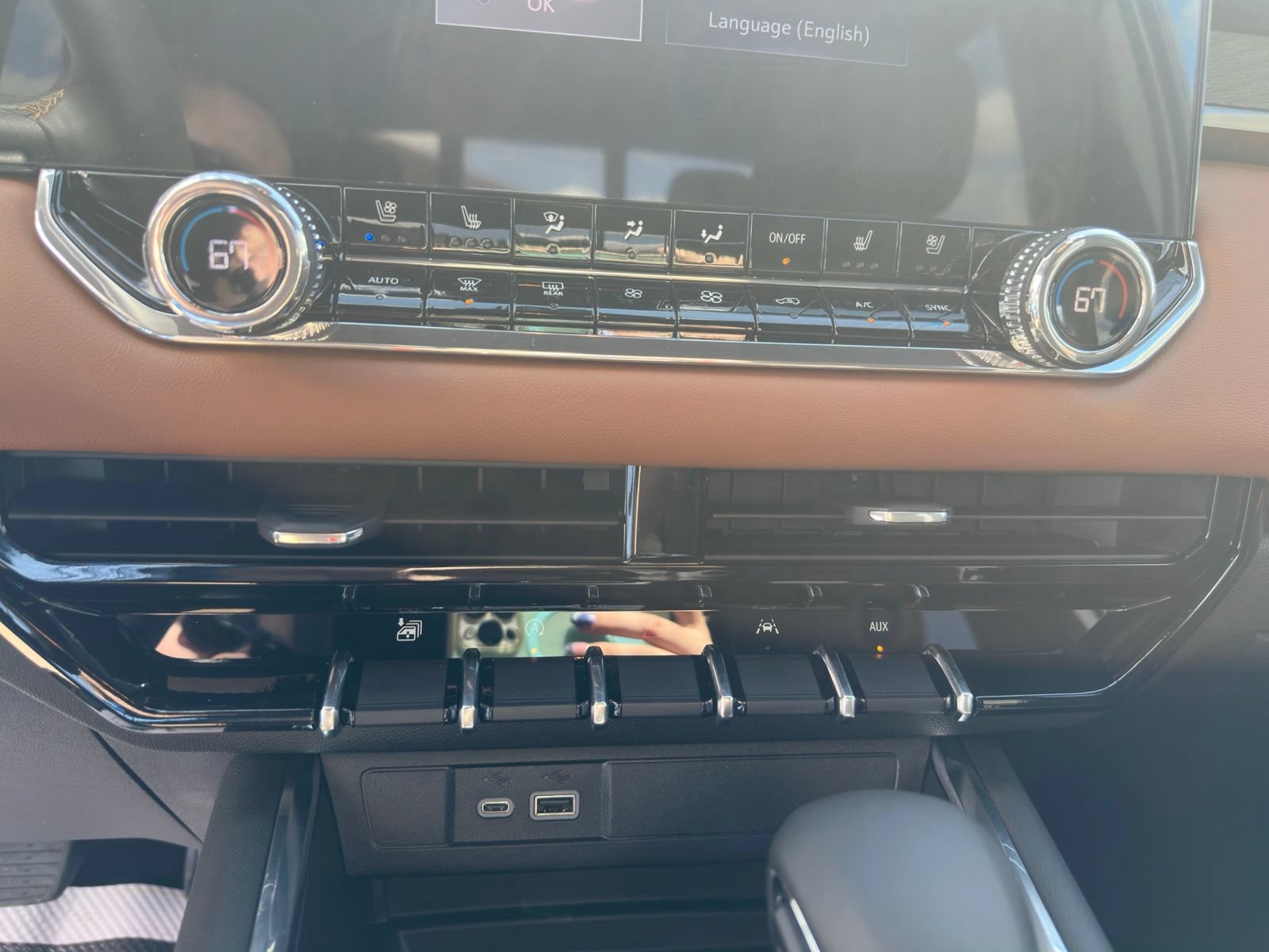 New 2026 GMC Canyon AT4 w/ AT4 Premium Package AWD/4WD image 12