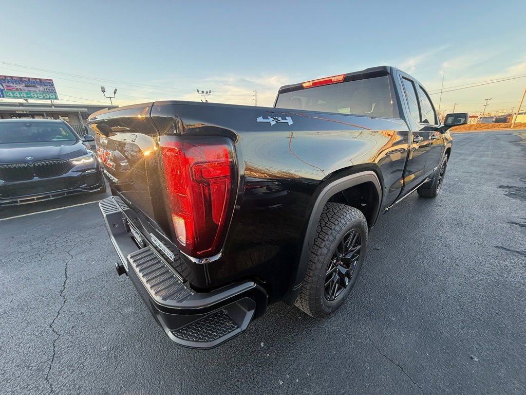Used 2025 GMC Sierra 1500 Elevation image 3
