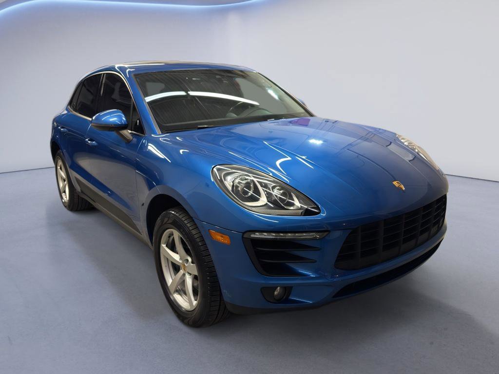 Used 2017 Porsche Macan AWD/4WD image 1