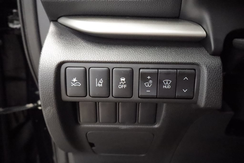 Used 2022 Mitsubishi Eclipse Cross SEL AWD/4WD image 23