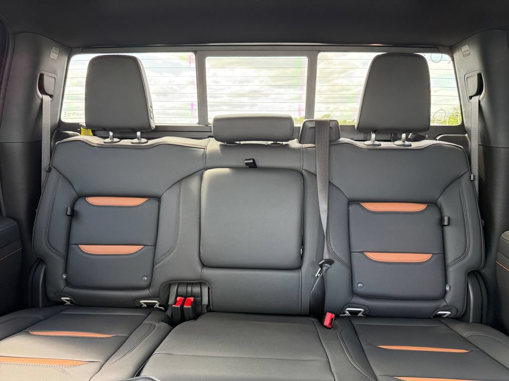 New 2026 GMC Sierra 1500 AT4 w/ AT4 Premium Package AWD/4WD image 42