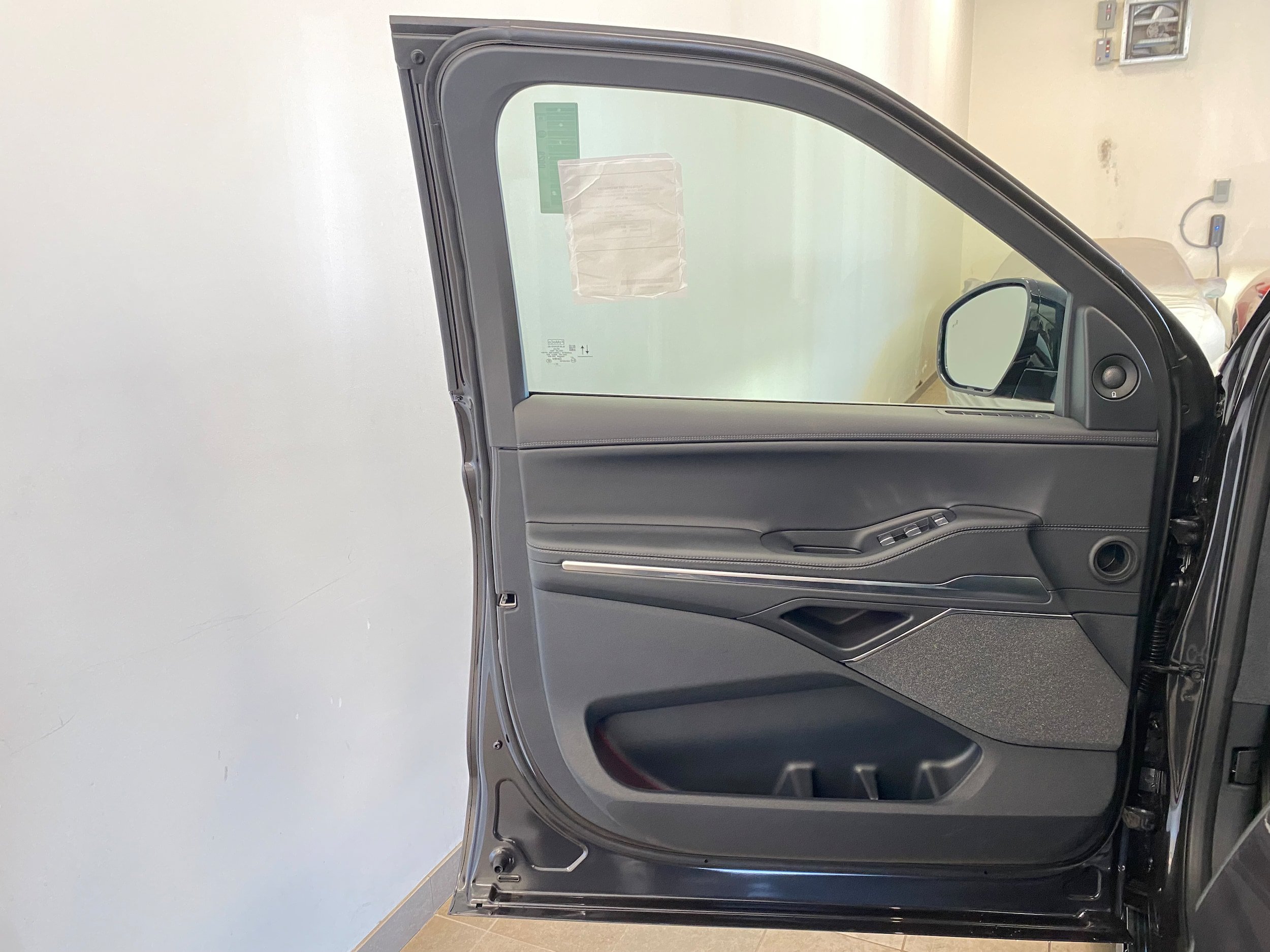 New 2027 Lincoln Navigator Reserve AWD/4WD image 17