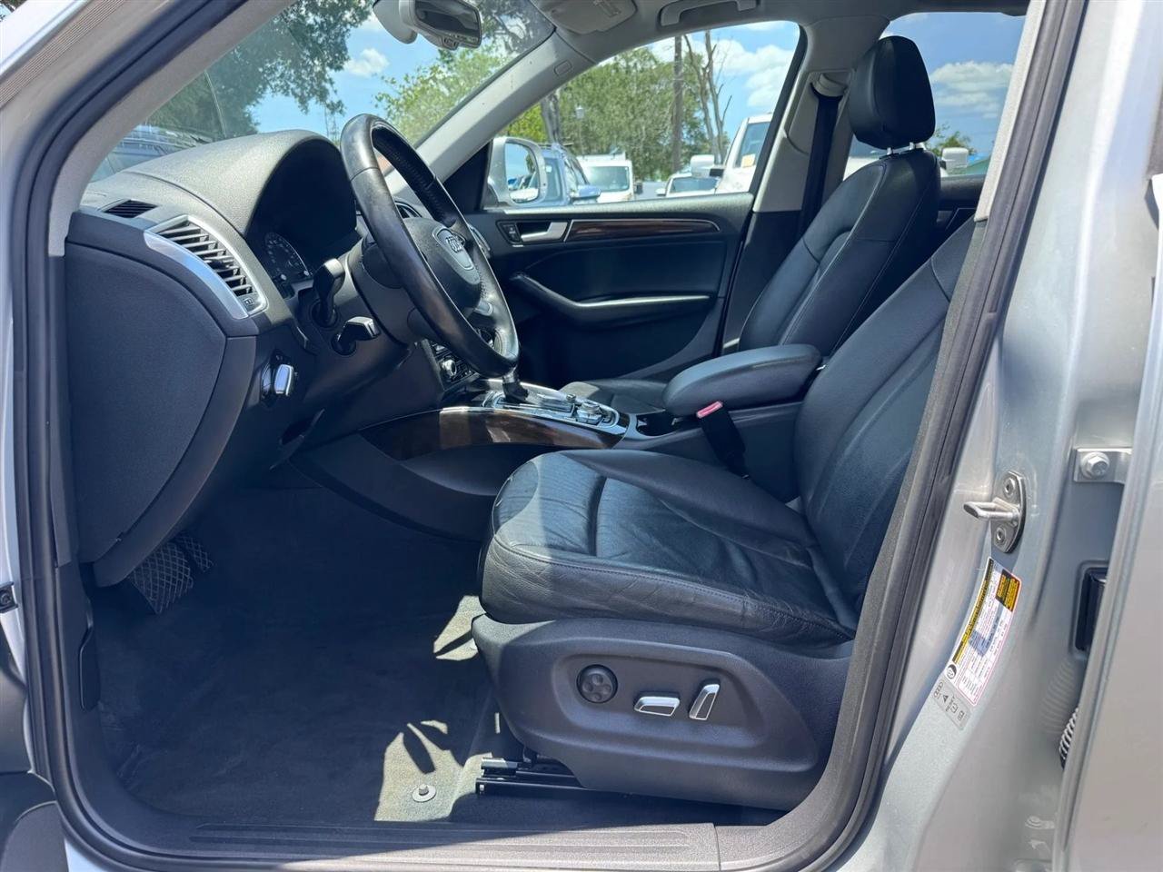 Used 2013 Audi Q5 2.0T Premium Plus AWD/4WD image 23