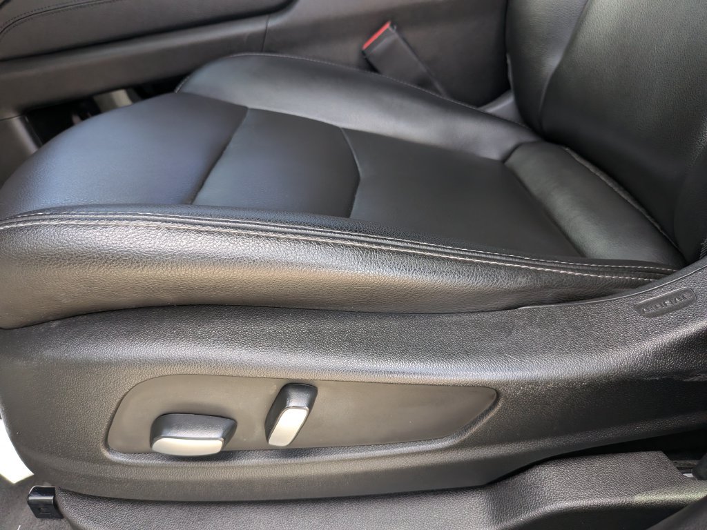 Used 2024 Cadillac XT6 Luxury FWD image 22