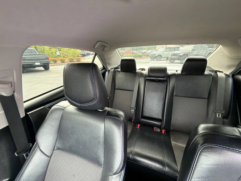 Used 2019 Toyota Corolla SE FWD image 12