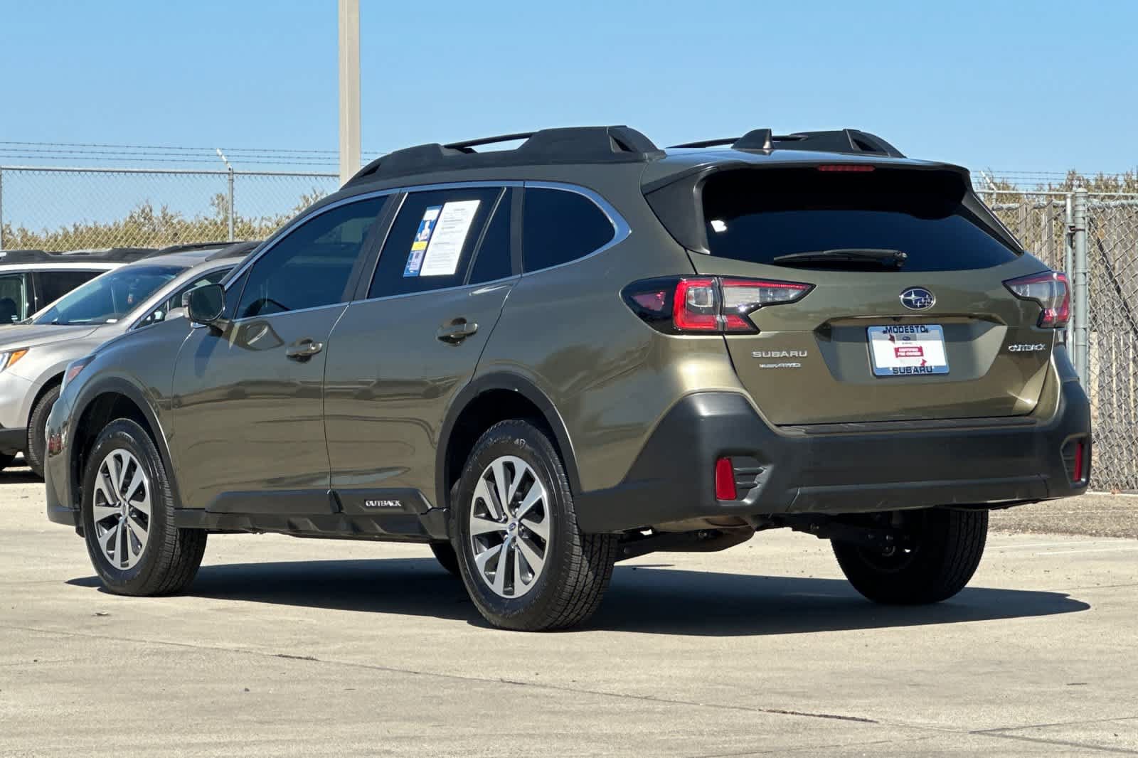 Certified 2021 Subaru Outback Premium w/ Popular Package #1 AWD/4WD image 5