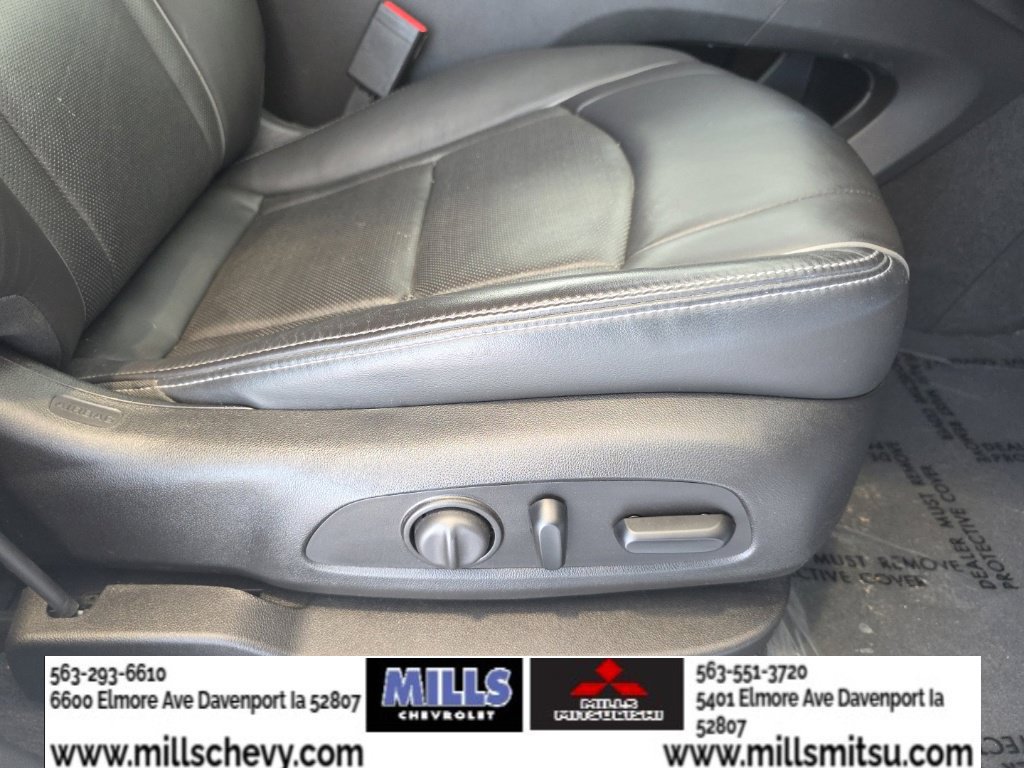 Used 2019 Buick Enclave Avenir w/ Avenir Technology Package AWD/4WD image 35