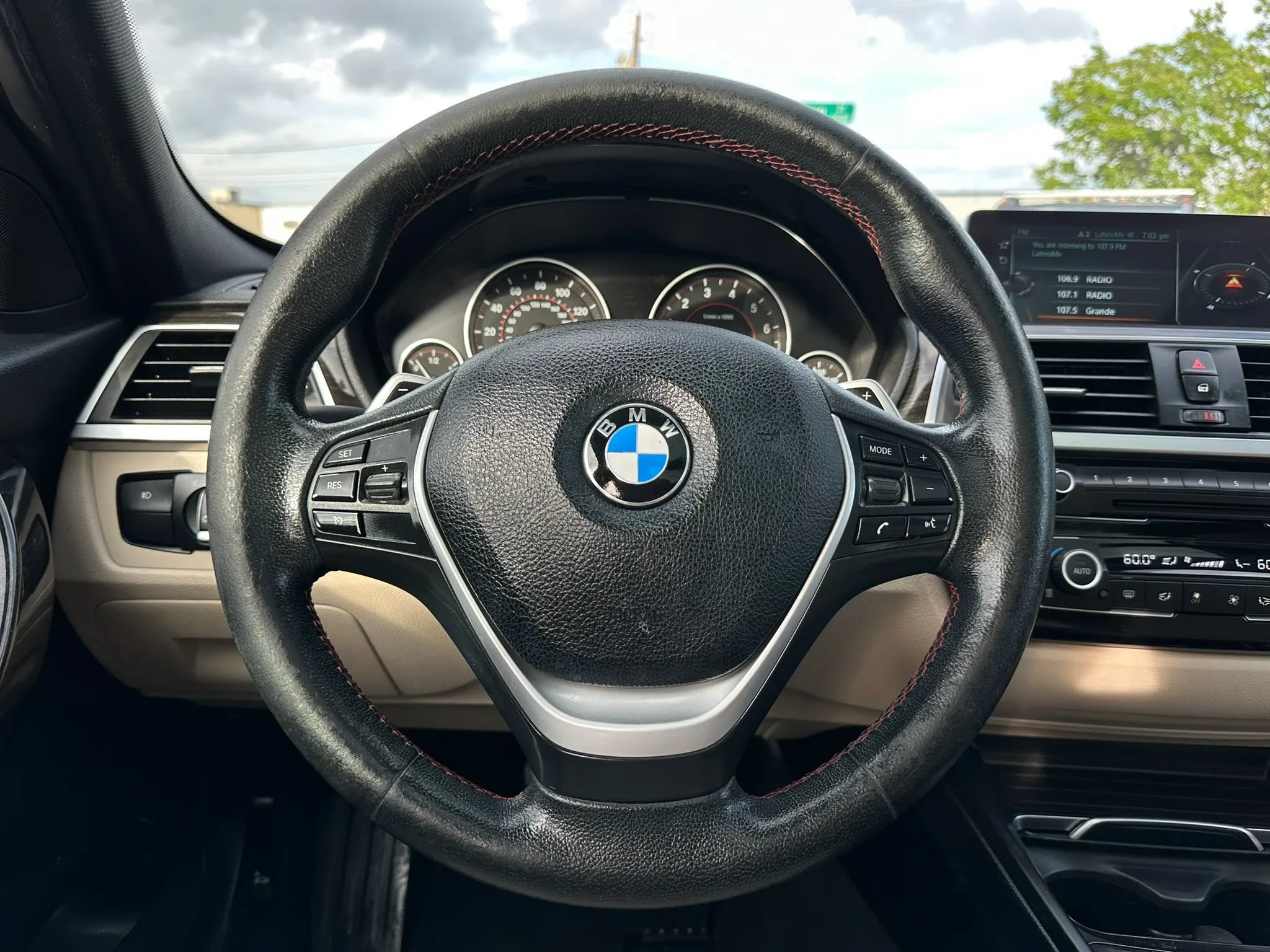 Used 2017 BMW 330i xDrive Wagon AWD/4WD image 29