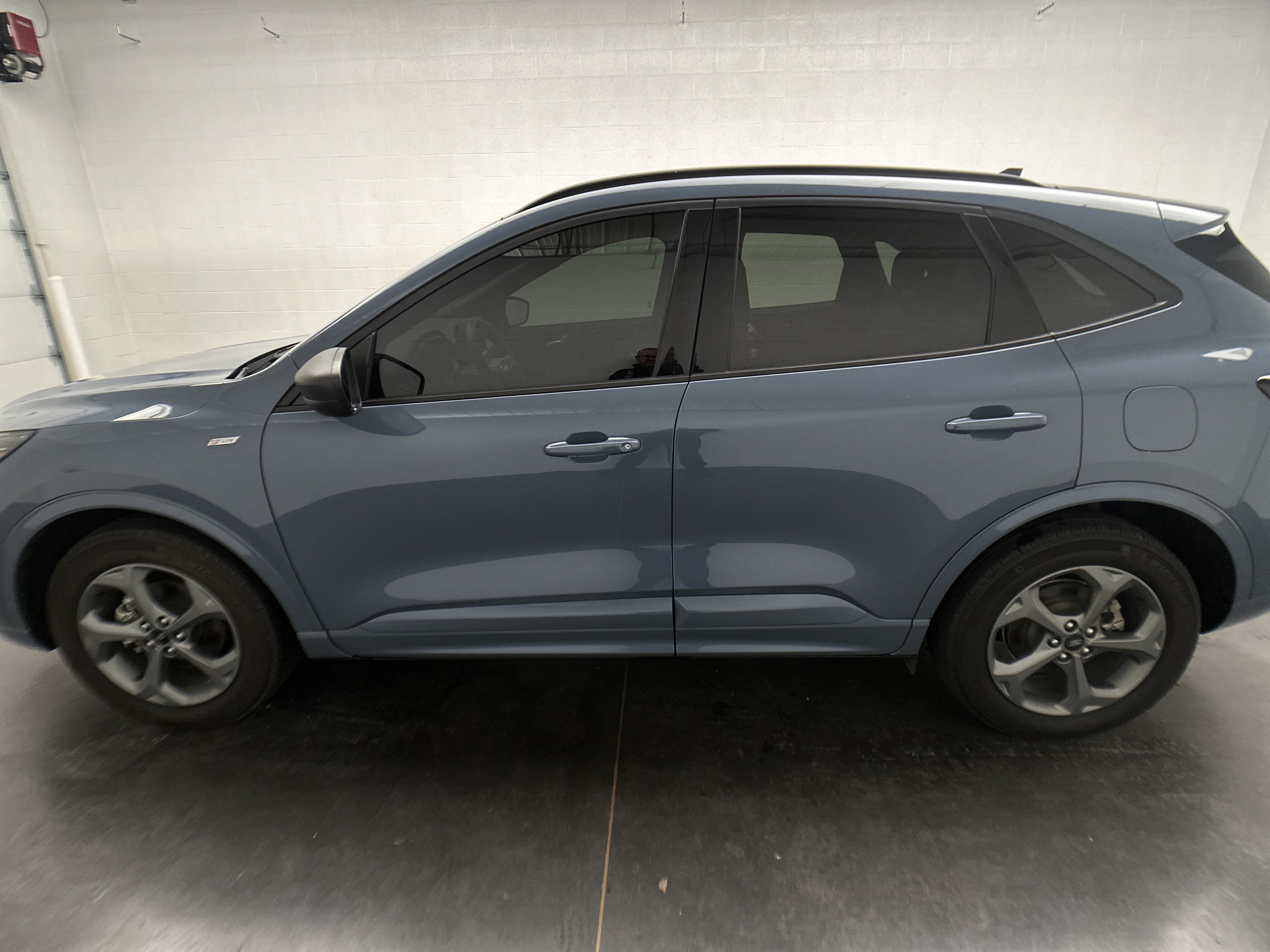 Used 2023 Ford Escape ST-Line w/ Tech Pack #1 AWD/4WD image 6